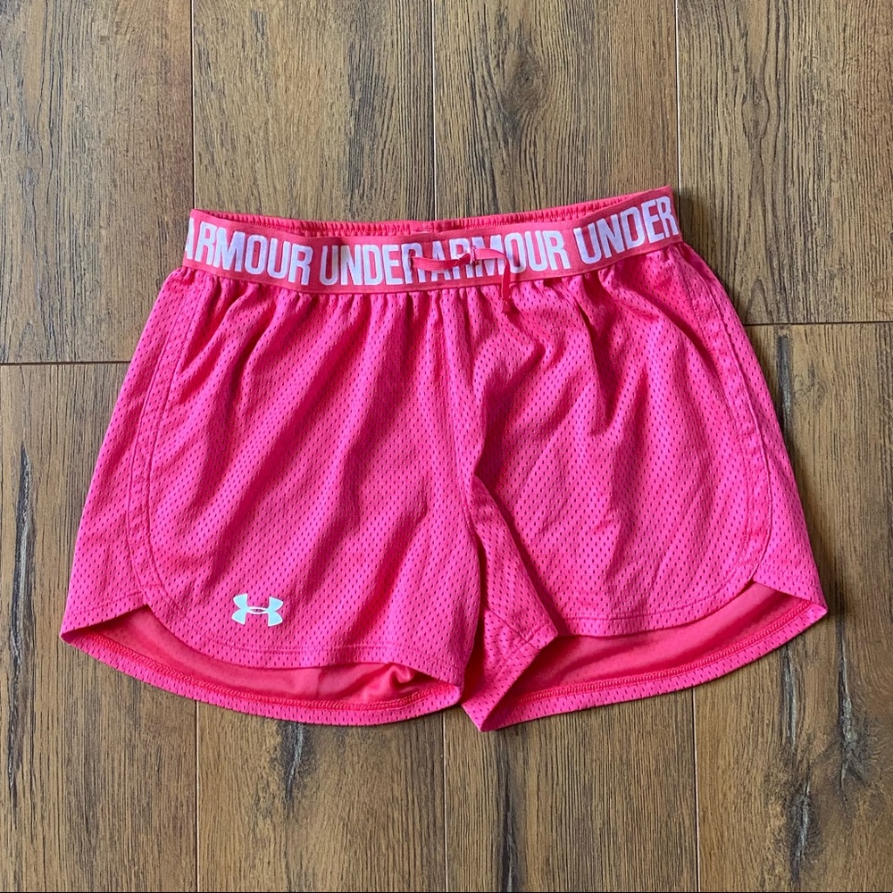 Mesh Under Armour shorts |